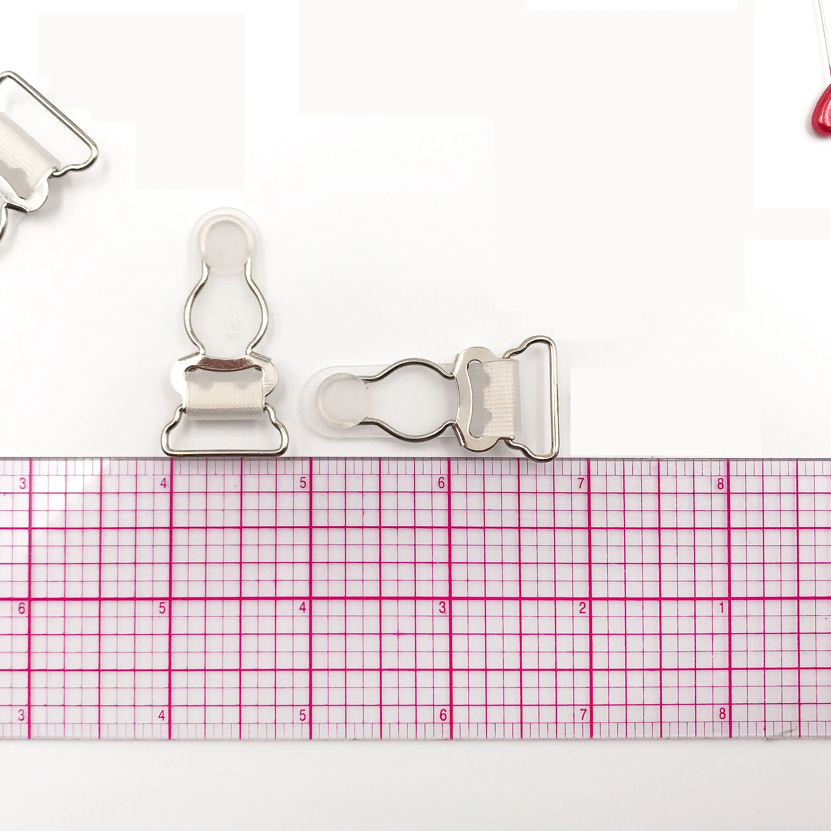 3/4" (20mm) Garter Clips for Lingerie in Clear/Silver or Black/Silver - Set of 4 - Image 3