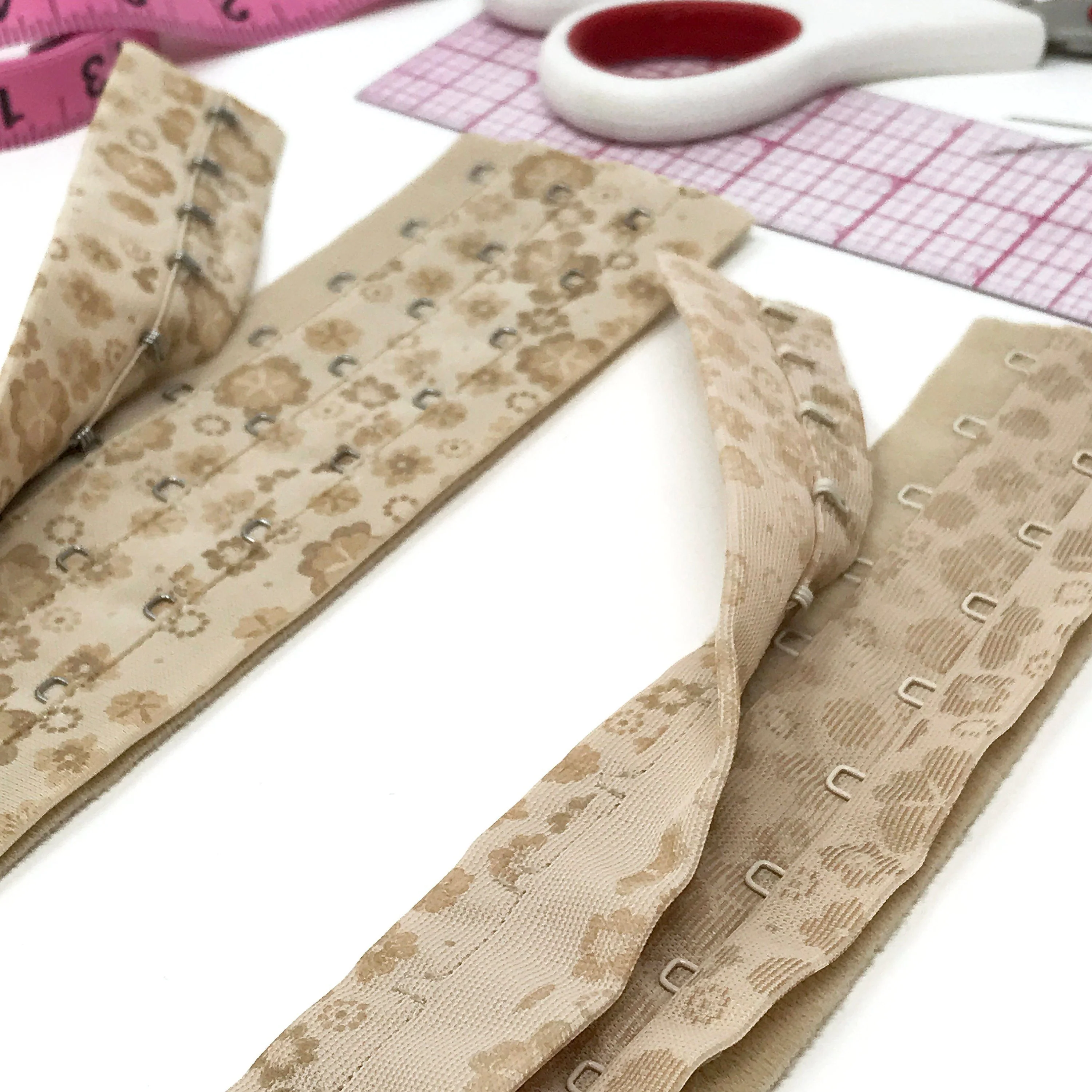 CLEARANCE– Continuous 3 or 2 Row Hook and Eye Tape, in Beige Flower Print- by the 1/4 Yard - Image 3