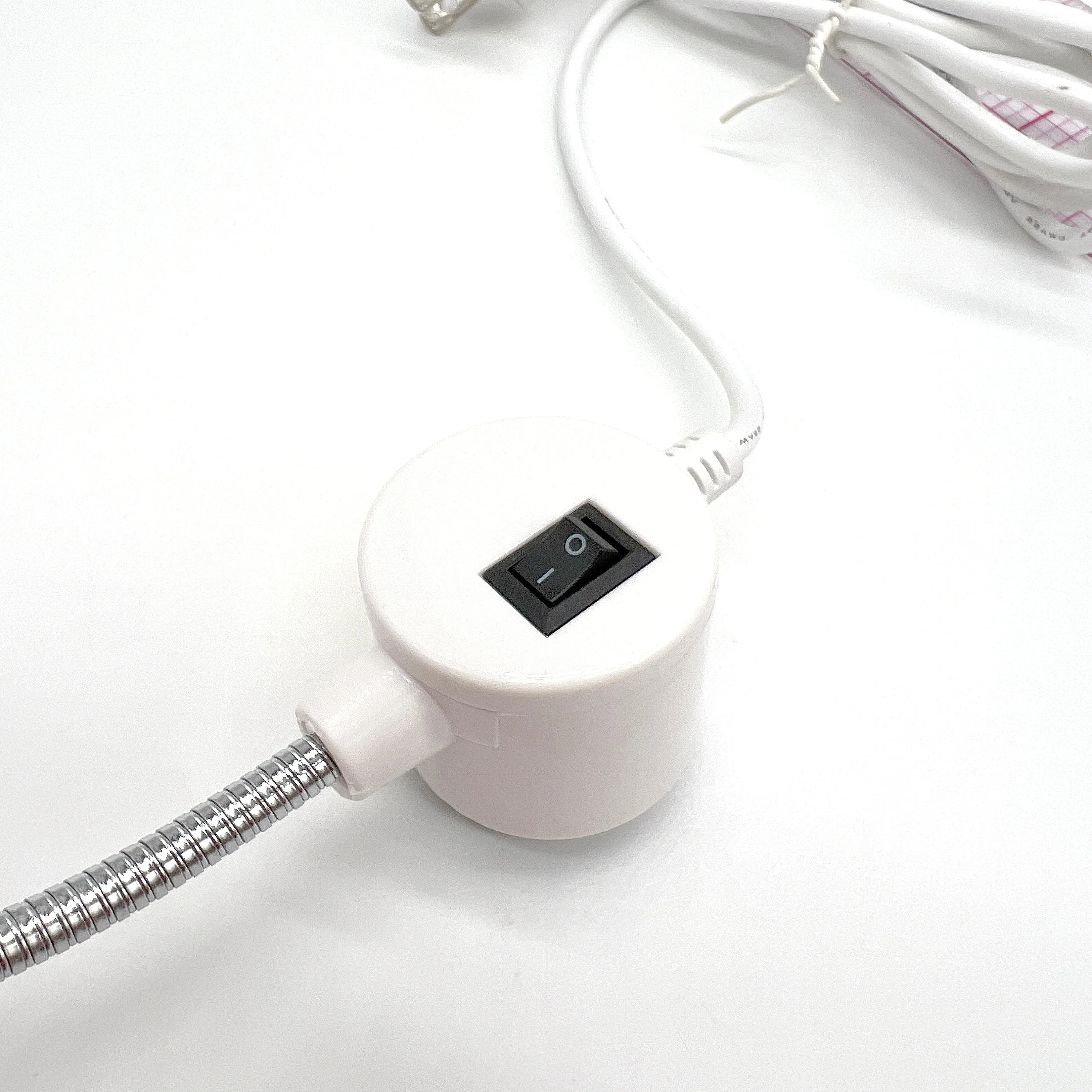 U.S. North America Plug Version- Powerful Magnetic Adjustable Sewing Machine 30 LED Light - Image 8